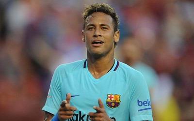 龙珠电竞动态-乌兹别克斯坦队点球手压力山大